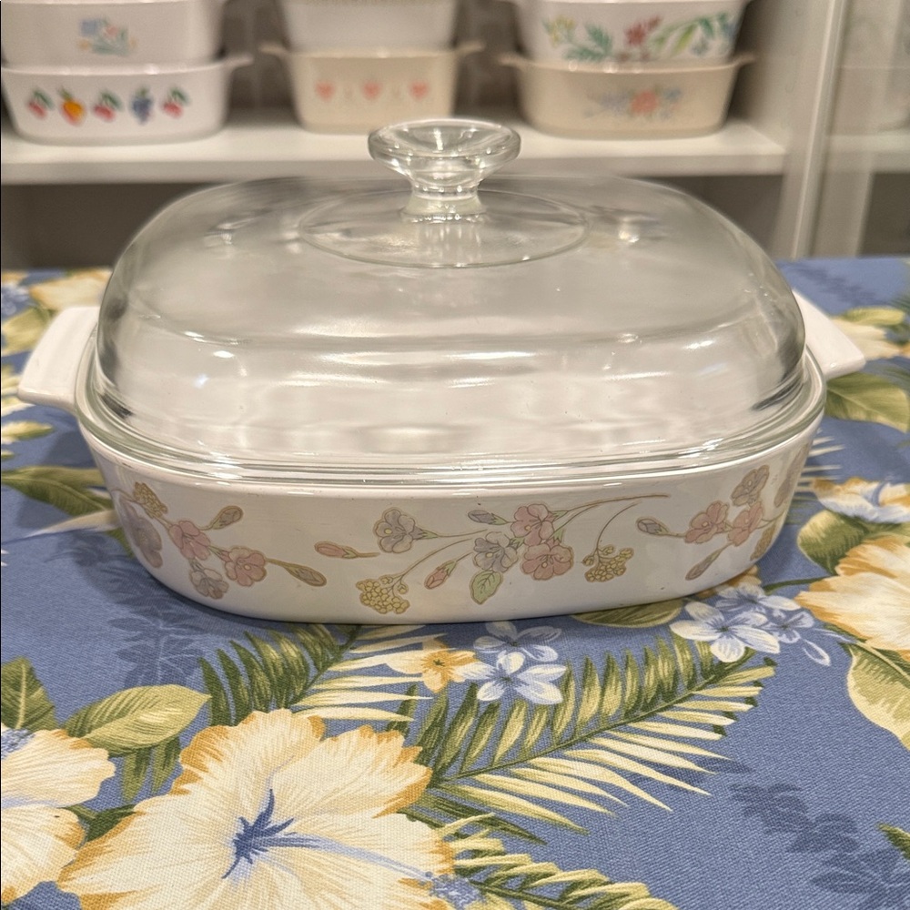 Corning Ware Floral Pastel Bouquet A-10-B 2.5 liter